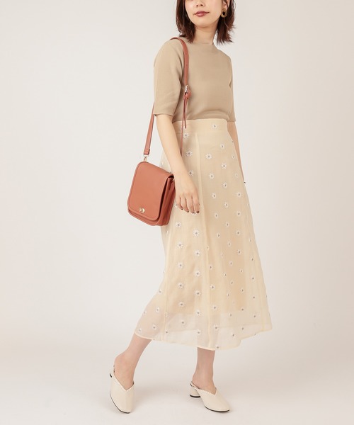 natural couture(ナチュラルクチュール)の「レトロ金具ショルダー(ショルダーバッグ・レディース・オレンジ/モカ/アイボリー/オフホワイト・FREE)」の17枚目の写真