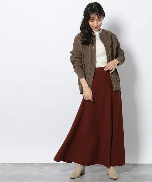 LAKOLE（ラコレ）の「ピーチソフテストモックネックロングTシャツ / LAKOLE（Tシャツ/カットソー・レディース・ダークオリーブ/オフホワイト/チャコール/ダークブラウン・SMALL/MEDIUM）」の9枚目の写真