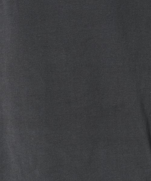 LAKOLE（ラコレ）の「ピーチソフテストモックネックロングTシャツ / LAKOLE（Tシャツ/カットソー・レディース・ダークオリーブ/オフホワイト/チャコール/ダークブラウン・SMALL/MEDIUM）」の21枚目の写真