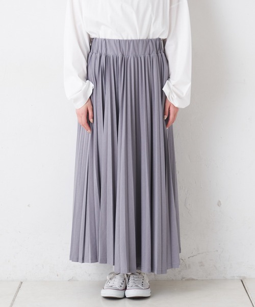PUAL CE CIN（ピュアルセシン）の「プリーツスカート（スカート・レディース・グレー/アイボリー/スミクロ/ライトベージュ・FREE）」の11枚目の写真