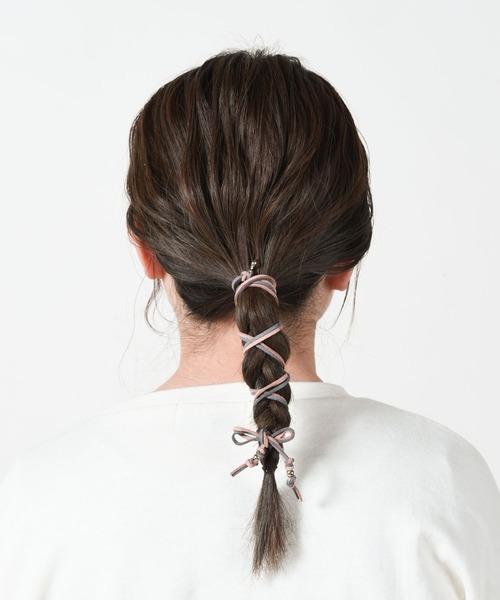 CALIFORNIA OUTFITTERS(カリフォルニア アウトフィッターズ)の「【LULKA(ルールカ)】スウェードヘアアレンジ紐(その他ヘアアクセサリー・レディース・ホワイト/ブラック/ベージュ/グレー/レッド/ピンク/ブラック系その他/ブラウン系その他/ベージュ系その他/ピンク系その他/レッド系その他/ベージュ系その他2/ベージュ系その他3・ONESIZE)」の12枚目の写真