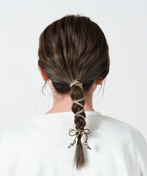 CALIFORNIA OUTFITTERS(カリフォルニア アウトフィッターズ)の「【LULKA(ルールカ)】スウェードヘアアレンジ紐(その他ヘアアクセサリー・レディース・ホワイト/ブラック/ベージュ/グレー/レッド/ピンク/ブラック系その他/ブラウン系その他/ベージュ系その他/ピンク系その他/レッド系その他/ベージュ系その他2/ベージュ系その他3・ONESIZE)」の20枚目の写真