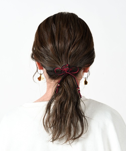 CALIFORNIA OUTFITTERS(カリフォルニア アウトフィッターズ)の「【LULKA(ルールカ)】スウェードヘアアレンジ紐(その他ヘアアクセサリー・レディース・ホワイト/ブラック/ベージュ/グレー/レッド/ピンク/ブラック系その他/ブラウン系その他/ベージュ系その他/ピンク系その他/レッド系その他/ベージュ系その他2/ベージュ系その他3・ONESIZE)」の22枚目の写真