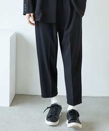 IO（イオ）（イオ）の「梨地 アンクルワイドテーパードパンツ（スラックス）」