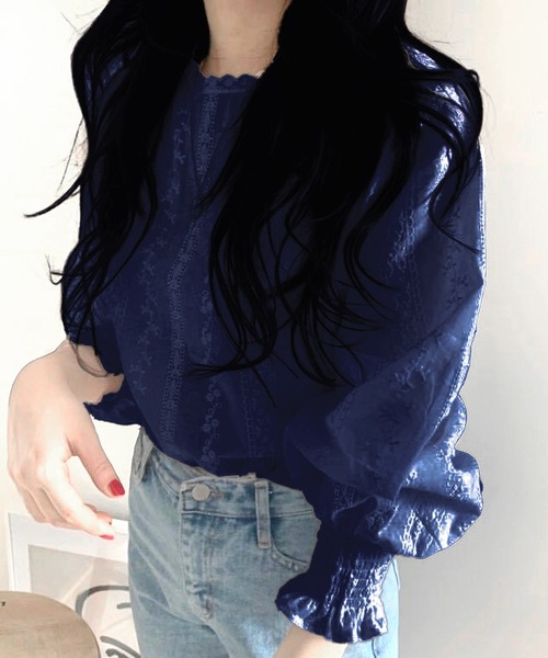 Amulet（アミュレット）の「大人気アイテム◎春も活躍♪レイヤードにも使える　フリルスタンドネックレースシフォンブラウス（シャツ/ブラウス・レディース・ホワイト/ベージュ/ブラック/ネイビー/ブラウン/グレー/ピンク/グリーン/ボルドー・M/L/XL）」の7枚目の写真