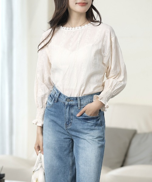 Amulet（アミュレット）の「大人気アイテム◎春も活躍♪レイヤードにも使える　フリルスタンドネックレースシフォンブラウス（シャツ/ブラウス・レディース・ホワイト/ベージュ/ブラック/ネイビー/ブラウン/グレー/ピンク/グリーン/ボルドー・M/L/XL）」の10枚目の写真