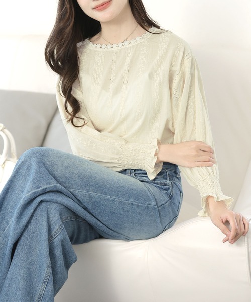 Amulet（アミュレット）の「大人気アイテム◎春も活躍♪レイヤードにも使える　フリルスタンドネックレースシフォンブラウス（シャツ/ブラウス・レディース・ホワイト/ベージュ/ブラック/ネイビー/ブラウン/グレー/ピンク/グリーン/ボルドー・M/L/XL）」の11枚目の写真