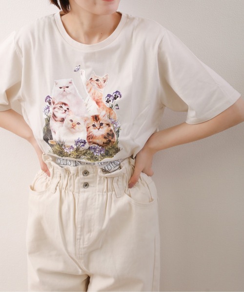 sakishimatokyo(サキシマトーキョー)の「【ZOZO限定】サキシマamp「CATプリントTee」(Tシャツ/カットソー・レディース・ホワイト/ライトブルー/ブラック/アイボリー・FREE)」の2枚目の写真