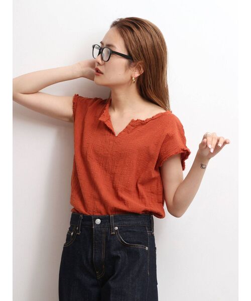 Ungrid(アングリッド)の「ネックカットブラウス(シャツ/ブラウス・レディース・オフホワイト/ブラック/ダークオレンジ・FREE)」の10枚目の写真