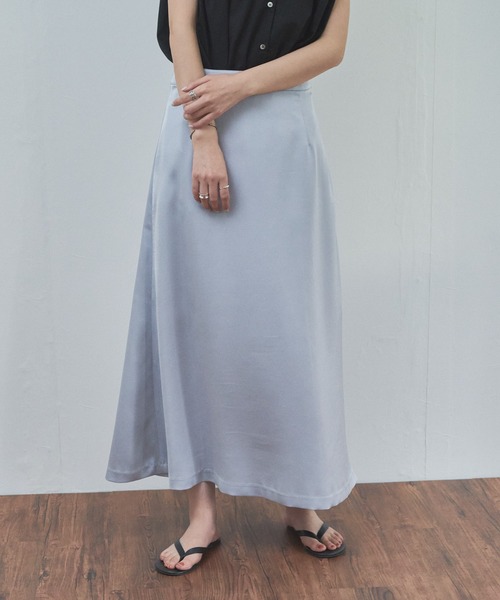 audrey and john wad（オードリーアンドジョンワッド）の「サテンツイル フレアスカート（スカート・レディース・ライトグレー/ブラック/アイボリー・S/M）」の12枚目の写真