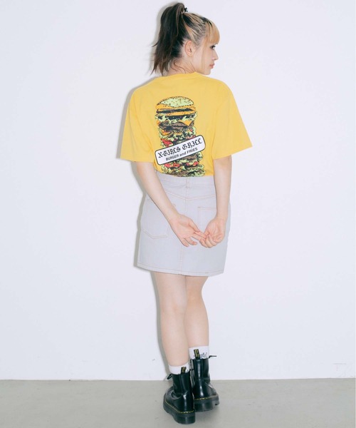 X-girl（エックスガール）の「HAMBURGER S/S TEE（Tシャツ/カットソー・レディース・ブラック/ホワイト/イエロー・L/XL/M/S）」の13枚目の写真