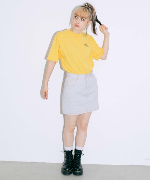 X-girl（エックスガール）の「HAMBURGER S/S TEE（Tシャツ/カットソー・レディース・ブラック/ホワイト/イエロー・L/XL/M/S）」の15枚目の写真