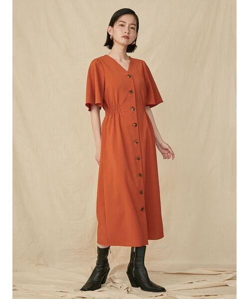 COTORICA(コトリカ)の「リネンライクVネックワンピース(ワンピース・レディース・ブラック/ベージュ/ダークオレンジ・FREE)」の3枚目の写真