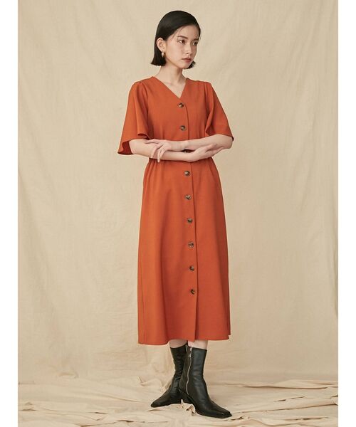 COTORICA(コトリカ)の「リネンライクVネックワンピース(ワンピース・レディース・ブラック/ベージュ/ダークオレンジ・FREE)」の10枚目の写真