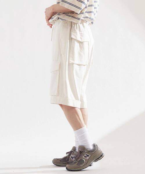 UNPERFECT（アンパーフェクト）の「[WEB限定] UNPERFECT LINEN SHORT PANTS（カーゴパンツ・メンズ・ホワイト/キナリ・4/3）」の5枚目の写真