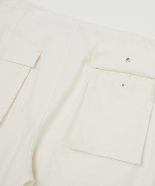 UNPERFECT（アンパーフェクト）の「[WEB限定] UNPERFECT LINEN SHORT PANTS（カーゴパンツ・メンズ・ホワイト/キナリ・4/3）」の15枚目の写真