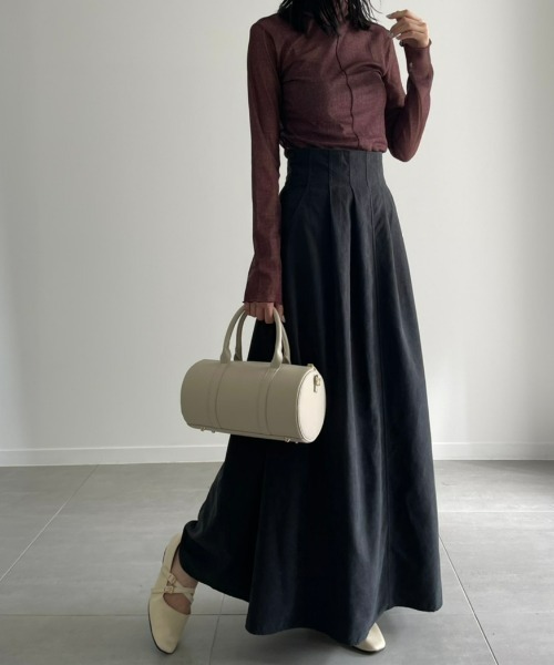 NEUNA（ヌナ）の「ラウンド型レザー/クラシカルボストンバッグ/ショルダー紐付き（ショルダーバッグ・レディース・ブラック/アイボリー/ブラウン/ピンク・FREE）」の21枚目の写真