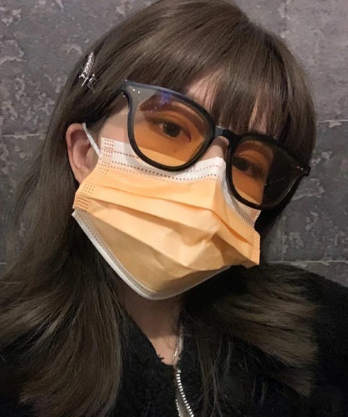 KOR（ケーオーアール）の「ボストン カラーレンズサングラス（サングラス・レディース・ブラック/イエロー/オレンジ・FREE）」の12枚目の写真