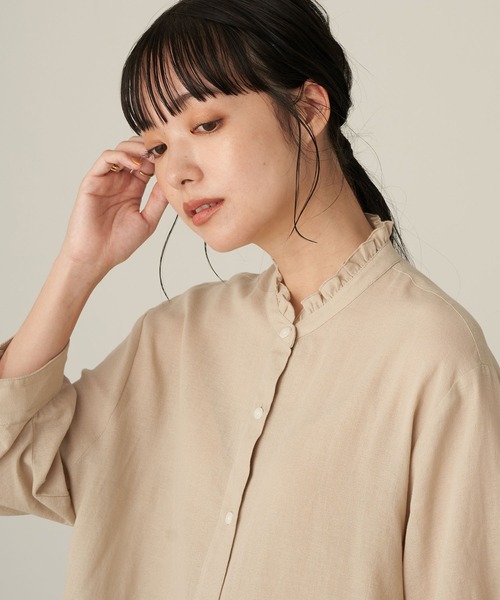 earth music&ecology(アースミュージックアンドエコロジー)の「シアーフリルシャツ *(シャツ/ブラウス・レディース・ブラウン/オフホワイト/ミント/ブラック/ライトベージュ/ライトピンク・FREE)」の4枚目の写真