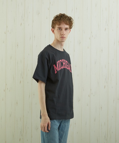TONE SELECT WEAR(トーンセレクトウェア)の「【TONE BY AS】カレッジプリントTEE(BL)(Tシャツ/カットソー・メンズ・ホワイト/ブラック/杢グレー・MEDIUM/LARGE)」の13枚目の写真