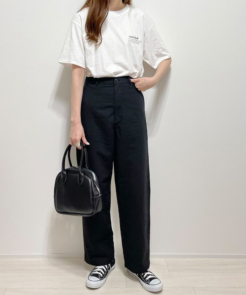 cuorequal(クオレコール)の「cuorequal黒色英字ロゴ半袖Tシャツ(Tシャツ/カットソー・レディース・ホワイト・SMALL/MEDIUM/LARGE/X-LARGE)」の6枚目の写真