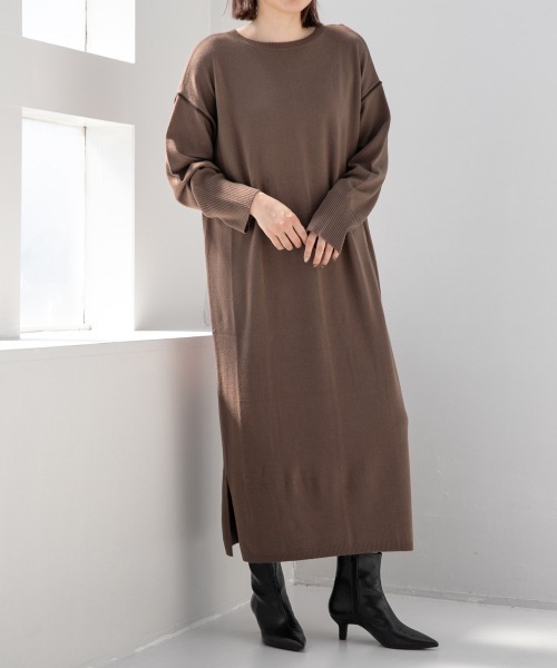 LOWRYS FARM（ローリーズファーム）の「ニットリンキングワンピース　959956（ワンピース・レディース・アイボリー/ブラック/ダークブラウン/グリーン・FREE）」の4枚目の写真