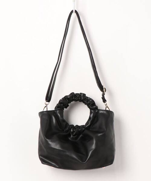 Te chichi TERRASSE（テチチテラス）の「ギャザーリングショルダーバッグ（ショルダーバッグ・レディース・ブラック/グリーン/モカ・ﾌﾘ-）」の6枚目の写真