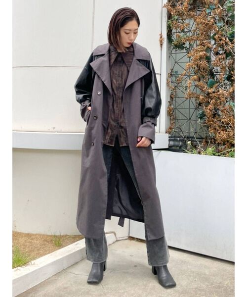 EMODA（エモダ）の「ウエストカーブオーバーシャツ（シャツ/ブラウス・レディース・ブラック/その他/ベージュ・FREE）」の10枚目の写真