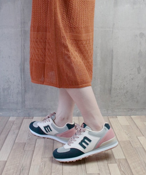 moz（モズ）の「moz(モズ)カラフルスニーカー（スニーカー・レディース・レッド系その他/ベージュ系その他/イエロー系その他/ブルー系その他/ライトブルー/オレンジ・22.5cm/23.5cm/24.0cm/24.5cm/23.0cm/25.0cm）」の9枚目の写真