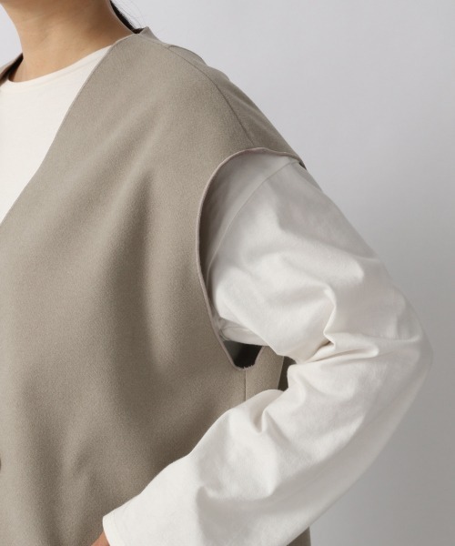 LOWRYS FARM(ローリーズファーム)の「ウールライクベスト 235988(ベスト・レディース・ベージュ/カーキ・FREE)」の14枚目の写真