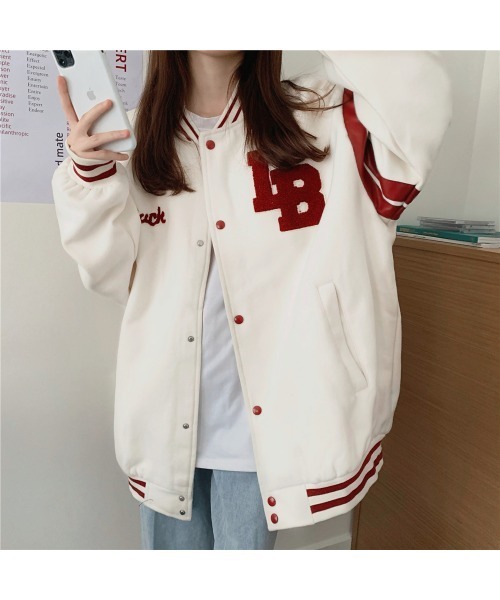 DEVICE(デバイス)の「ユニフォーム スタジャン オーバーサイズ ストリート ジャケット(スタジャン・レディース・ホワイト/ブラック・FREE)」の14枚目の写真