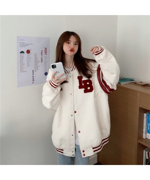 DEVICE(デバイス)の「ユニフォーム スタジャン オーバーサイズ ストリート ジャケット(スタジャン・レディース・ホワイト/ブラック・FREE)」の21枚目の写真