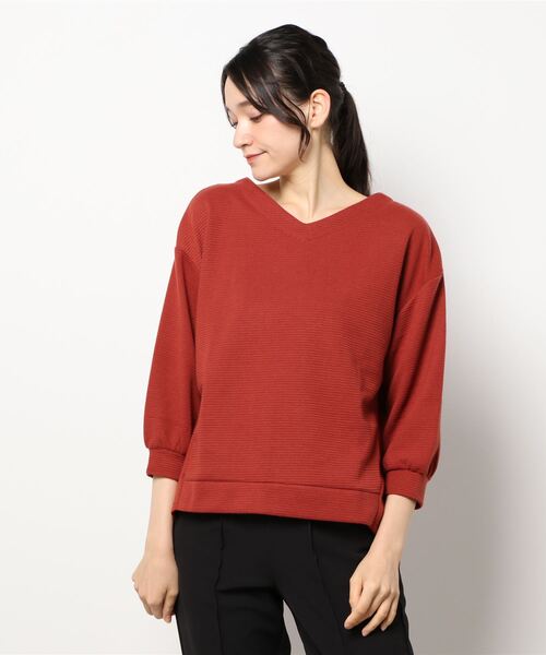 BELLUNA PLUS(ベルーナ)の「裏起毛リップル素材Vネックプルオーバー(Tシャツ/カットソー・レディース・ネイビー/イエロー/グレー系その他/コーラル・MEDIUM/LARGE/X-LARGE)」の11枚目の写真