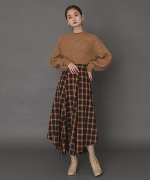 SENSE OF PLACE by URBAN RESEARCH（センスオブプレイスバイアーバンリサーチ）の「ストレッチアルパカアイレットショートセーター（ニット/セーター・レディース・ブラック/アイボリー/ブルー/ベージュ/レッド・ONE）」の20枚目の写真