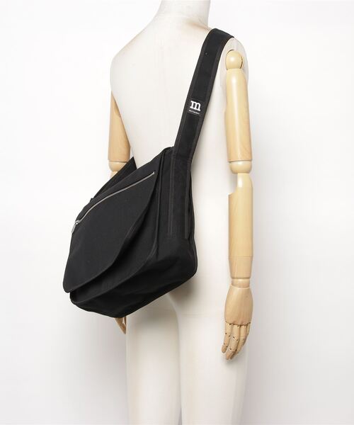 ECHELLE Liberte（エシェルリベルテ）の「marimekko OLKALAUKKU URBAANI マリメッコ オルカラウックアルバーニ ショルダーバッグ（ショルダーバッグ・レディース・ブラック・FREE）」の7枚目の写真