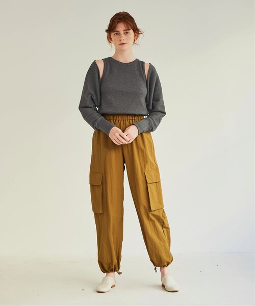 RAY CASSIN(レイカズン)の「S/M展開 Loose Cargo Pants(その他パンツ・レディース・キナリ/カーキ・SMALL)」の4枚目の写真