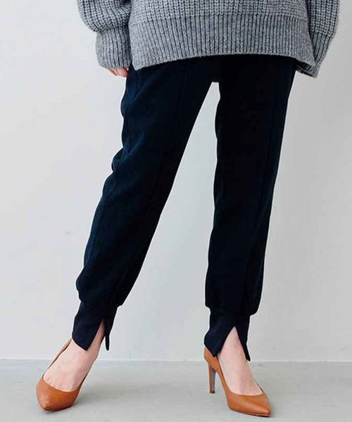 IEDIT(イディット)の「IEDIT すっきりモードに穿きこなせるスリットデザインすそリブパンツ(その他パンツ・レディース・ブラック/ピンク・MEDIUM/LARGE/X-LARGE/XX-LARGE)」の2枚目の写真