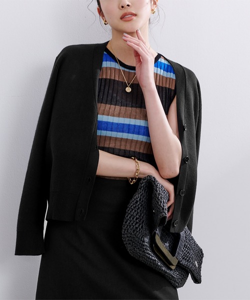 UR'S（ユアーズ）の「Vﾈｯｸｶｰﾃﾞｨｶﾞﾝ（カーディガン/ボレロ・レディース・オフホワイト/レッド/ブラック/グリーン/ベージュ/ネイビー/ライトグレー・M/S/L）」の3枚目の写真