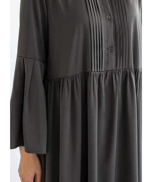 STYLE DELI(スタイルデリ)の「タック&ギャザーワンピース(ワンピース・レディース・チャコールグレー/ブルー系その他/グレー系その他/ブルー系・01/02)」の21枚目の写真