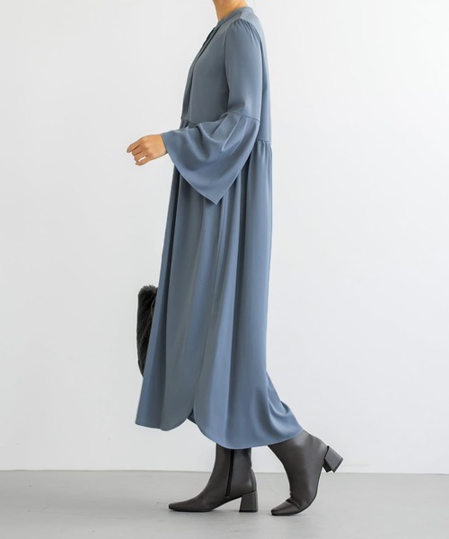 STYLE DELI(スタイルデリ)の「タック&ギャザーワンピース(ワンピース・レディース・チャコールグレー/ブルー系その他/グレー系その他/ブルー系・01/02)」の11枚目の写真