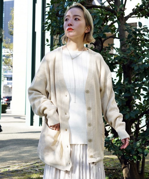 AVIREX（アヴィレックス）の「バックVネックカーディガン/ L-L/S BACK VNECK CARDIGAN（カーディガン/ボレロ・レディース・オリーブ/アイボリー・FREE）」の16枚目の写真