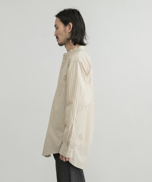 WORK NOT WORK URBAN RESEARCH(ワークノットワークアーバンリサーチ)の「WORK NOT WORK Stripe Bandcollar Shirts(シャツ/ブラウス・メンズ・オフホワイト/ベージュ・SMALL/MEDIUM/LARGE)」の5枚目の写真