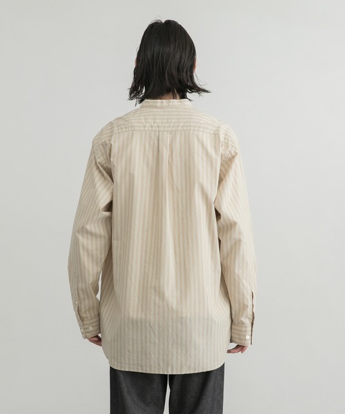 WORK NOT WORK URBAN RESEARCH(ワークノットワークアーバンリサーチ)の「WORK NOT WORK Stripe Bandcollar Shirts(シャツ/ブラウス・メンズ・オフホワイト/ベージュ・SMALL/MEDIUM/LARGE)」の7枚目の写真