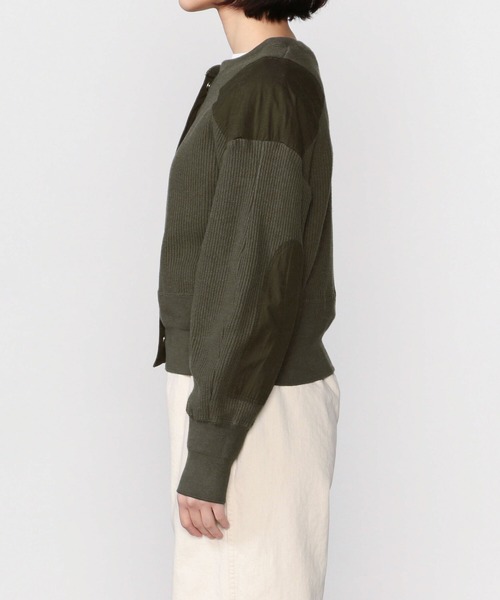 THE SHINZONE（ザ　シンゾーン）の「THE SHINZONE | MILITARY CAPELIN WOMEN（カーディガン/ボレロ・レディース・オリーブ/ブラック・FREE）」の6枚目の写真