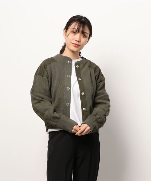 THE SHINZONE（ザ　シンゾーン）の「THE SHINZONE | MILITARY CAPELIN WOMEN（カーディガン/ボレロ・レディース・オリーブ/ブラック・FREE）」の15枚目の写真