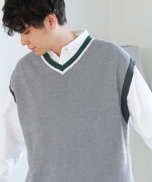 LAKOLE（ラコレ）の「ワイドオックスロングスリーブシャツ / 262308（シャツ/ブラウス・メンズ・ホワイト/ネイビー/サックスブルー/イエロー/ブルー・MEDIUM/LARGE）」の2枚目の写真