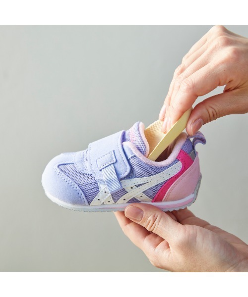 SUKUSUKU（スクスク）の「アイダホ BABY KT-ES 3（スニーカー・キッズ・ラベンダー・14.5cm/15.5cm/13.5cm/15.0cm/14.0cm/13.0cm）」の5枚目の写真