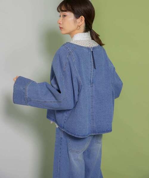 KBF（ケイビーエフ）の「『WEB/一部店舗限定』WIDEデニムプルオーバー（シャツ/ブラウス・レディース・ブラック/ブルー・ONE）」の12枚目の写真