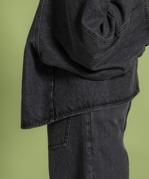 KBF（ケイビーエフ）の「『WEB/一部店舗限定』WIDEデニムプルオーバー（シャツ/ブラウス・レディース・ブラック/ブルー・ONE）」の21枚目の写真