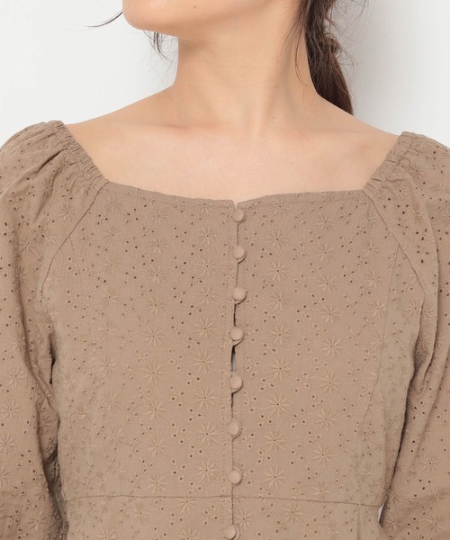 mysty woman（ミスティウーマン）の「刺繍レースブラウス 272385（シャツ/ブラウス・レディース・ブラウン/オフホワイト/ピンク・FREE）」の19枚目の写真